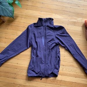 Mountain Hardware Shell